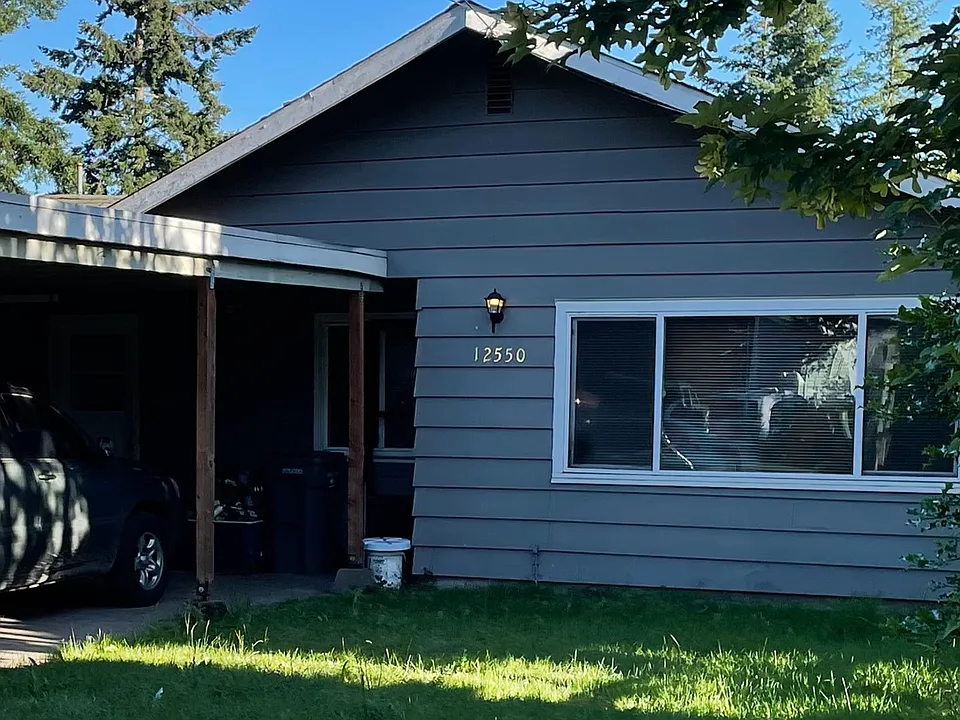 12550 SE Kelly St, Portland, OR 97236