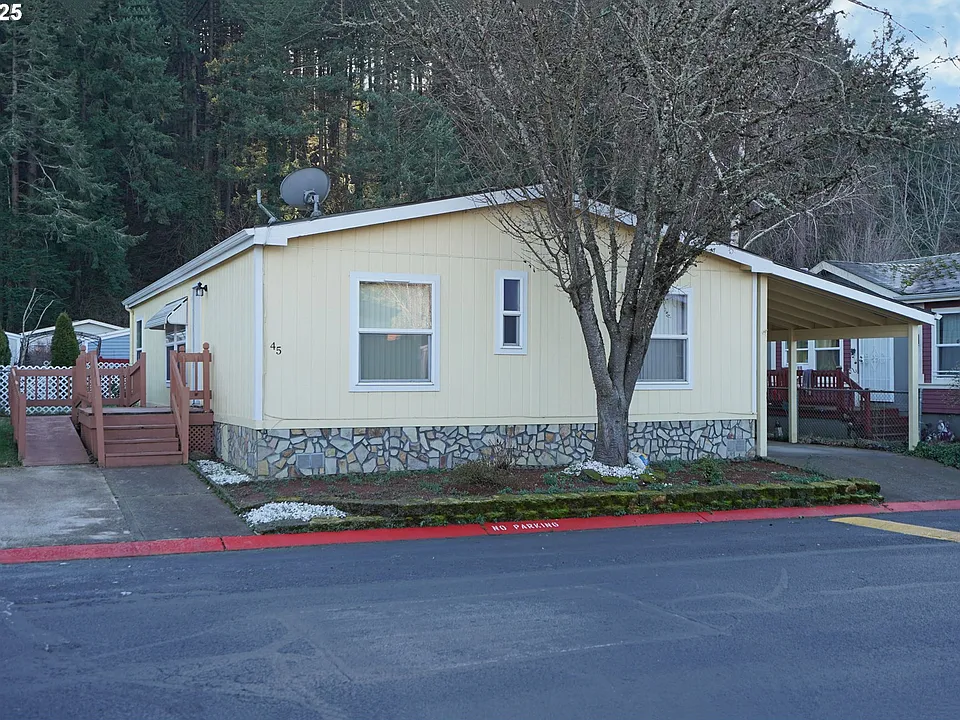 15768 SE Powell Blvd Unit 45, Portland, OR 97236