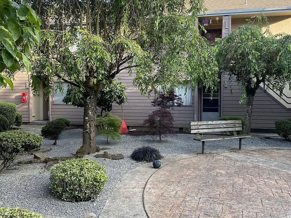 619 SE 148th Ave, Portland, OR 97233