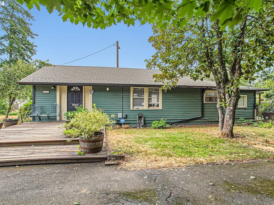 233 SE 126th Ave, Portland, OR 97233