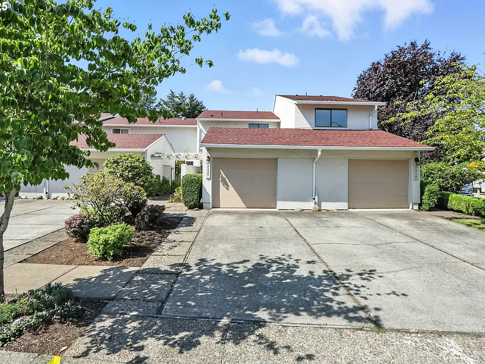 3320 NE 29th St, Gresham, OR 97030