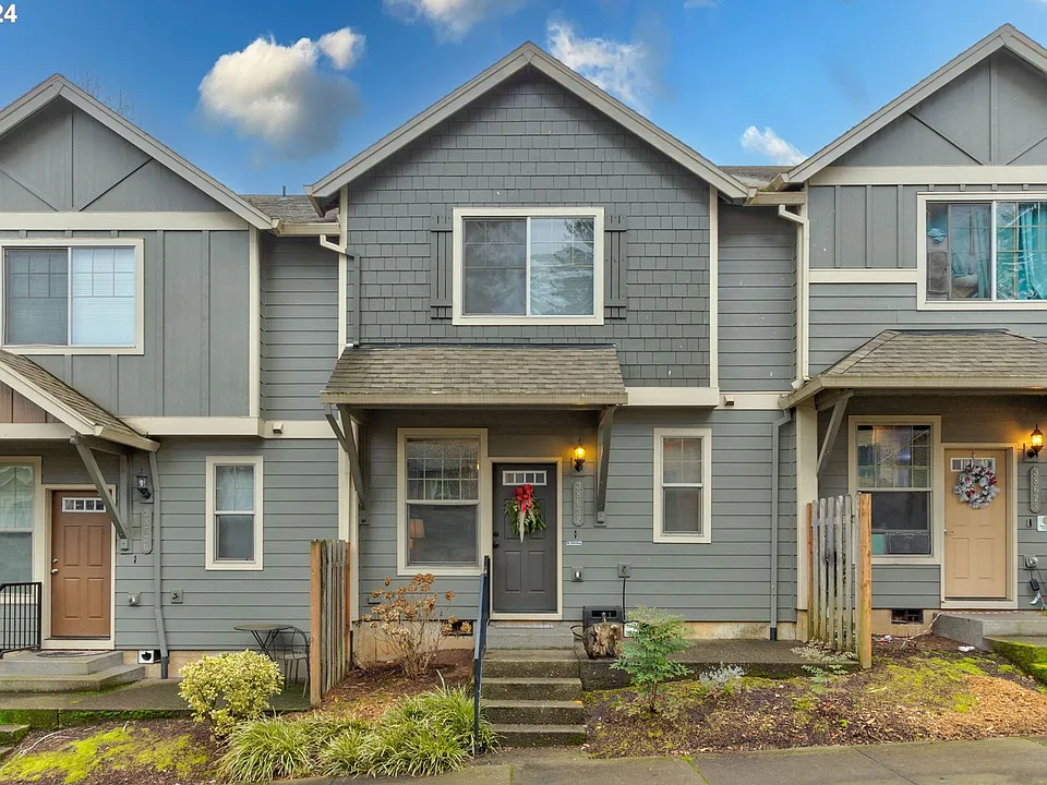 38632 Galway St, Sandy, OR 97055